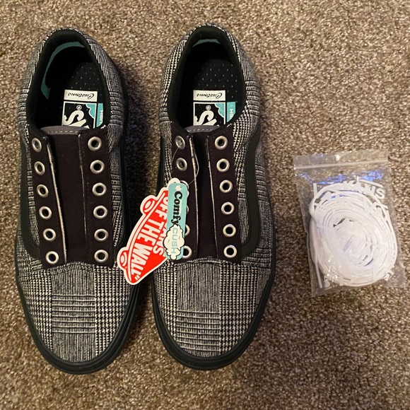 Vans Shoes - NWT Plaid Old Skool Vans
